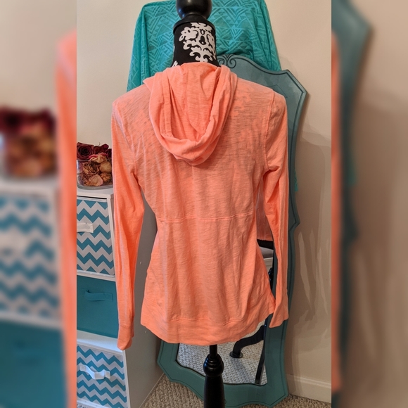 Old Navy Maternity Zip up hooded jacket - Picture 6 of 7